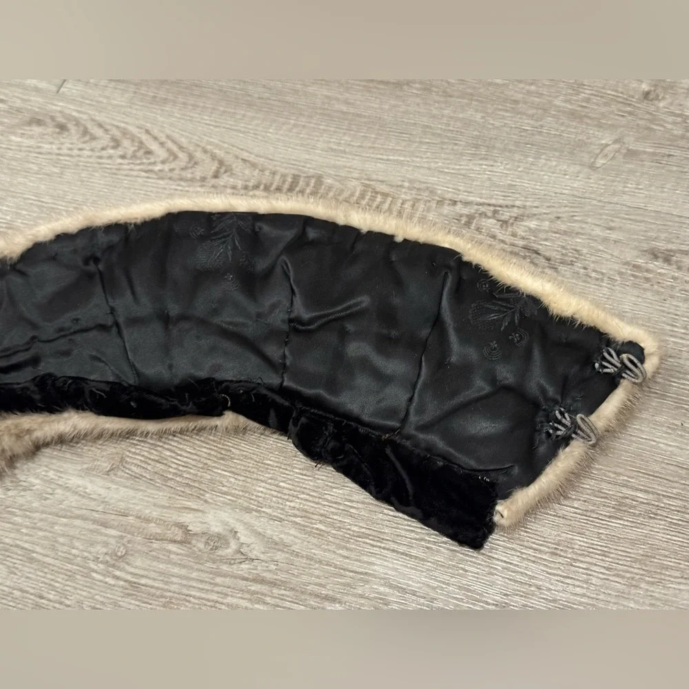 Vintage Mink Fur Beige Collar - 23